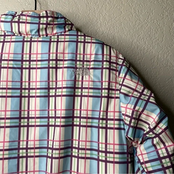 The North Face Girls Plaid Puffer Jacket Size XL - Picture 9 of 14